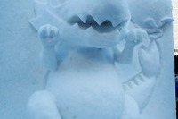 『モンスト』in雪まつり…ゲームのようになめらかなすべり台に大行列 画像