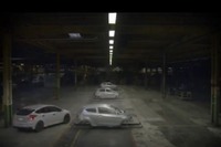 フォード フォーカス RS 新型、自動車工場内でジムカーナ［動画］ 画像