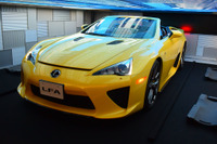 LFAスパイダー がスクリーンに…INTERSECT BY LEXUSで映像アート 画像