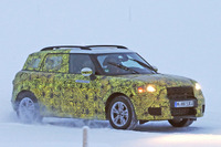 MINI 史上最大となる次期モデル、ついにプラグインハイブリッド投入!? 画像