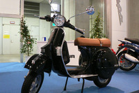 【東京モーターサイクルショー06】写真蔵…ピアジオ 画像
