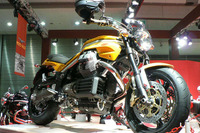 【東京モーターサイクルショー06】写真蔵…モトグッツィ 画像