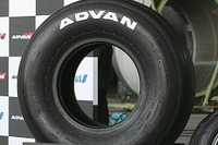 【ADVAN航空機タイヤ】“ADVAN”を冠す理由 画像