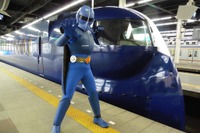 南海、訪日客をヒーロー「ラピートルジャー」で歓迎…動画も公開 画像