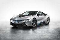 BMWジャパン、i8 購入申込者対象に特別イベントを3年間提供 画像