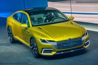 【ジュネーブモーターショー15】VW スポーツクーペ・コンセプトGTE 初公開…PHVの4ドアクーペ 画像