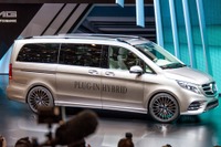 【ジュネーブモーターショー15】メルセデス Vクラス 新型にPHVコンセプト…燃費は33.3km/リットル 画像