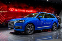 【ジュネーブモーターショー15】アウディ Q7 新型にPHV…58.8km/リットルの低燃費 画像