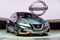 【ジュネーブモーターショー15】日産 スウェイ 初公開…中村CCO「市販モデルとの関係性は ムラーノ と同じ」 画像