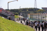 【F1 日本GP】観戦シート紹介…フリー走行のみ安価で観戦できる「金曜日券」 画像