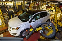 フォードの中型クロスオーバー、エッジ 新型…カナダ工場で生産開始 画像