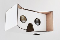 わずか1000円で楽しめるVRゴーグルはダンボール製 画像