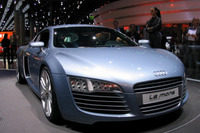 アウディ、R8 スポーツカー生産のため40億円投資 画像