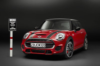 最高出力231ps、MINI JCW ハッチバック の予約受注開始…6速MT 398万円 画像