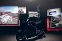 シリーズ新作『MotoGP 15』発表…カスタマイズ機能、キャリアモードをさらに強化［動画］ 画像