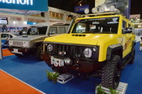 【バンコクモーターショー15】トランスフォーマーという名のSUV…はたしてその正体は? 画像