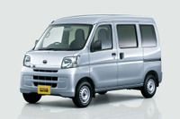 トヨタ、ピクシス バンを一部改良し燃費向上…MT車は17.2km/リットル 画像