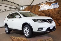 【日産 エクストレイル ハイブリッド 発表】燃費20.6km/L、自動ブレーキ装備で280万円から 画像