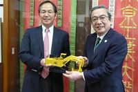 コマツと東工大、建設・鉱山機械の研究開発で連携 画像