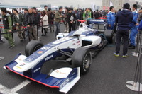 【モータースポーツジャパン15】開幕…初の春開催、雨にもかかわらず多くのファン集まる 画像