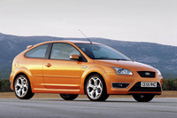 フォーカスST と 新型 ギャラクシー、英国自動車雑誌から受賞 画像