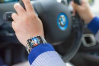 Apple Carの未来が見えた！Apple WatchとBMW i3、iPhone6の三位一体連携を試す 画像