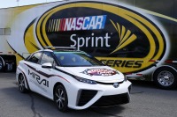 トヨタ MIRAI 、ペースカーに起用…米NASCAR 画像