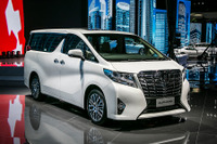 【上海モーターショー15】トヨタ アルファード 新型、中国初公開 画像