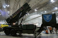 【超会議15】ペトリオットミサイル発射機を展示…防衛省「リクルートになれば」 画像