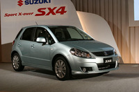 【スズキ SX4 発表】ターゲット“逆張りのスズキ” 画像