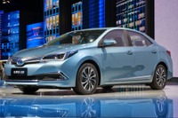 【上海モーターショー15】トヨタ カローラ ハイブリッド…レビンと兄弟、中国製HV［詳細画像］ 画像