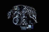 シボレー カマロ 次期型、エンジンとマフラーも先出し公開 画像