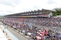 【SUPER GT 第2戦】2日の総来場者数が9万人を突破…イベント多数、チェッカーは大砂嵐関 画像