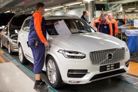 ボルボ XC90 新型を増産へ…スウェーデン工場に追加シフト 画像