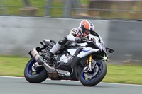 【ヤマハ YZF-R1 & R1M 動画試乗】余裕の299km/h、途方もない性能を安心して楽しめる…佐川健太郎 画像