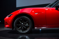 【マツダ ロードスター 新型発表】ADVANスポーツV105 を新車装着 画像