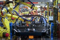 GM、コルベット の工場に投資…新たな塗装工程を建設 画像