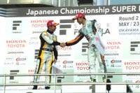 【スーパーフォーミュラ 第2戦】石浦宏明が可夢偉の追撃を振り切って初優勝 画像