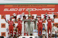 【SUPER GT】写真蔵…第5戦、日産 フェアレディZ が2位・3位 画像