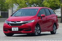 【ホンダ シャトル 試乗】ハイブリッドよりも自然体な実用前提車…島崎七生人 画像
