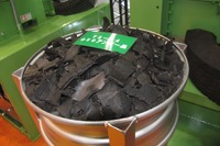 【NEW環境展15】廃タイヤのリサイクルもここまで進化…サカモトテックス 画像