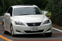 【インプレ'05】小沢コージ レクサス『IS』 ハンドリングを語れるトヨタ車 画像
