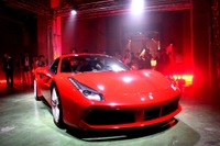 【フェラーリ 488 GTB 日本発表】40年前の初代に敬意、攻めのデザインと極限の機能性 画像