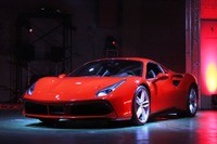 【フェラーリ 488 GTB 日本発表】最新のエアロダイナミクスは「ドライバーに楽しんでもらうため」 画像