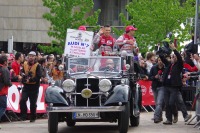 【ルマン24時間 2015】熱気に包まれるルマン市内、参戦ドライバーがパレード 画像