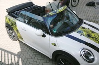 MINIの次期型コンバーチブルに超接近! 画像