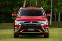 【三菱 アウトランダーPHEV 改良新型】新たな三菱車フェイス・コンセプト「ダイナミックシールド」とは 画像