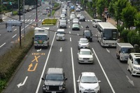 【池原照雄の単眼複眼】自動車保有の「怪」…3年連続で最多更新中 画像
