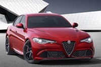 伝説の名が復活、アルファロメオ ジュリア 新型発表…フェラーリ チューンのV6ターボ 画像
