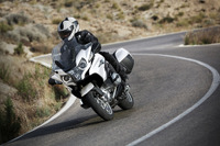 BMW R1200RT に限定色のアルピンホワイト、265万4000円 画像